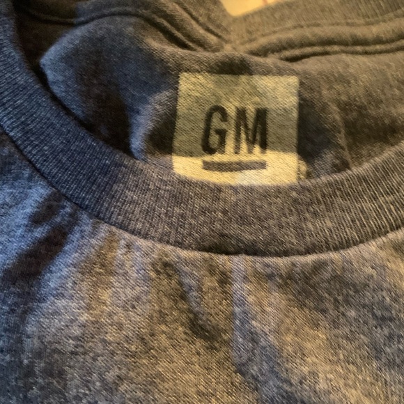 GM Men’s short Sleeve T-Shirt Size Large - Picture 2 of 5